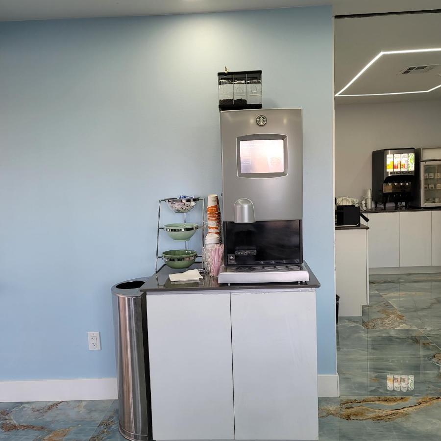 Quality Inn Victorville - Hesperia I-15 Exteriör bild